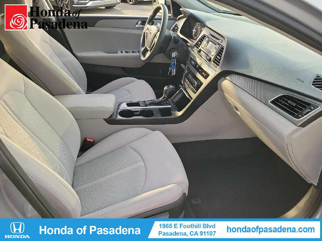 Used 2015 Hyundai Sonata SE FWD image 21