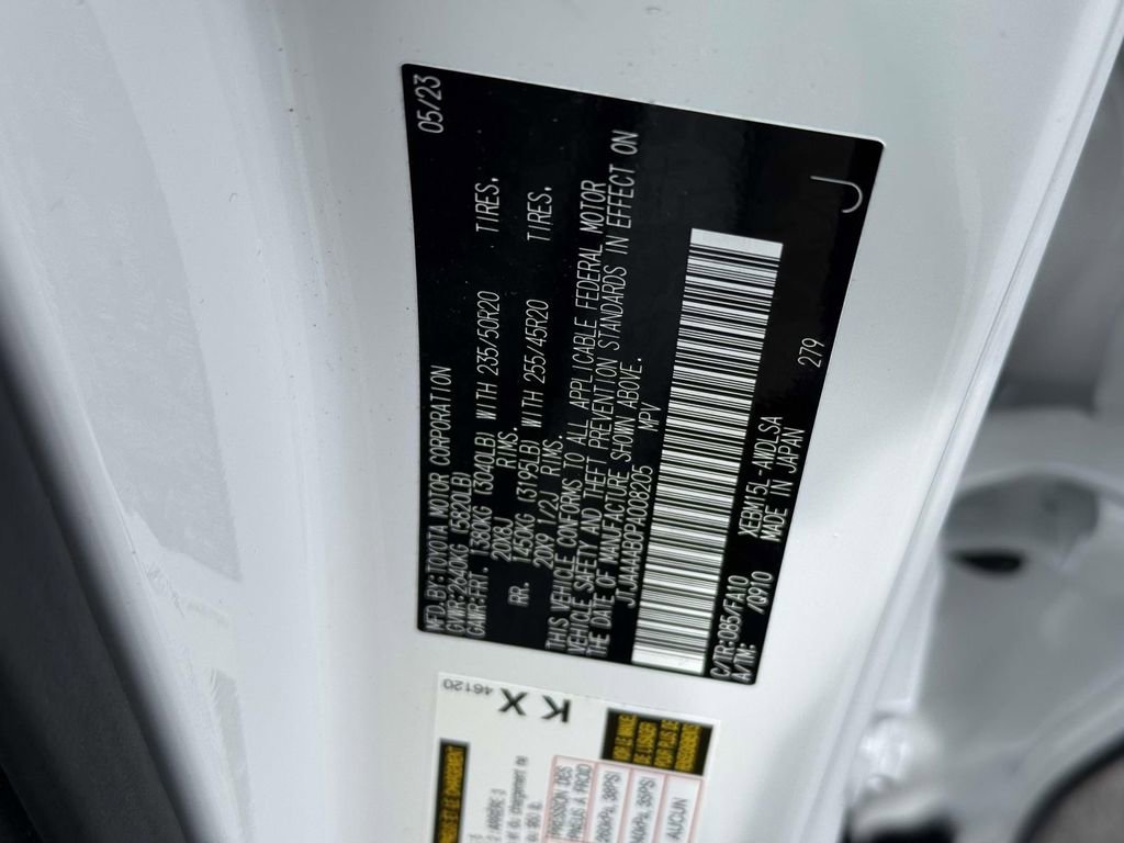 Used 2023 Lexus RZ 450e Premium w/ Accessory Package (2T) image 30