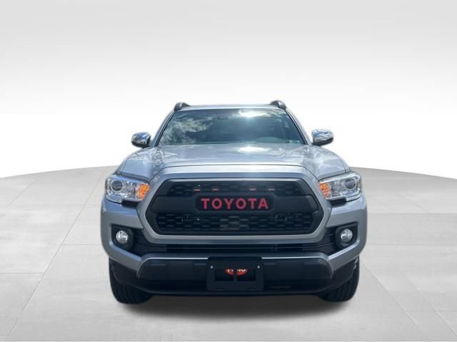 Used 2023 Toyota Tacoma SR5 w/ SX Package image 8