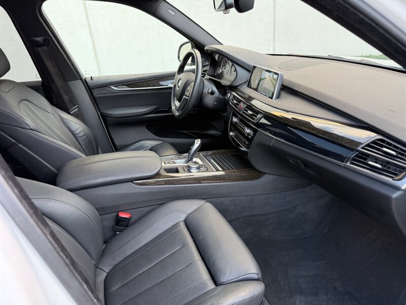 Used 2017 BMW X5 xDrive35d AWD/4WD image 17