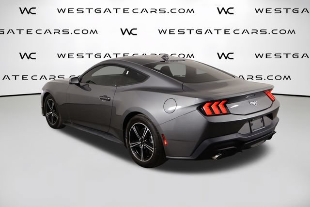 Used 2025 Ford Mustang Coupe RWD image 43