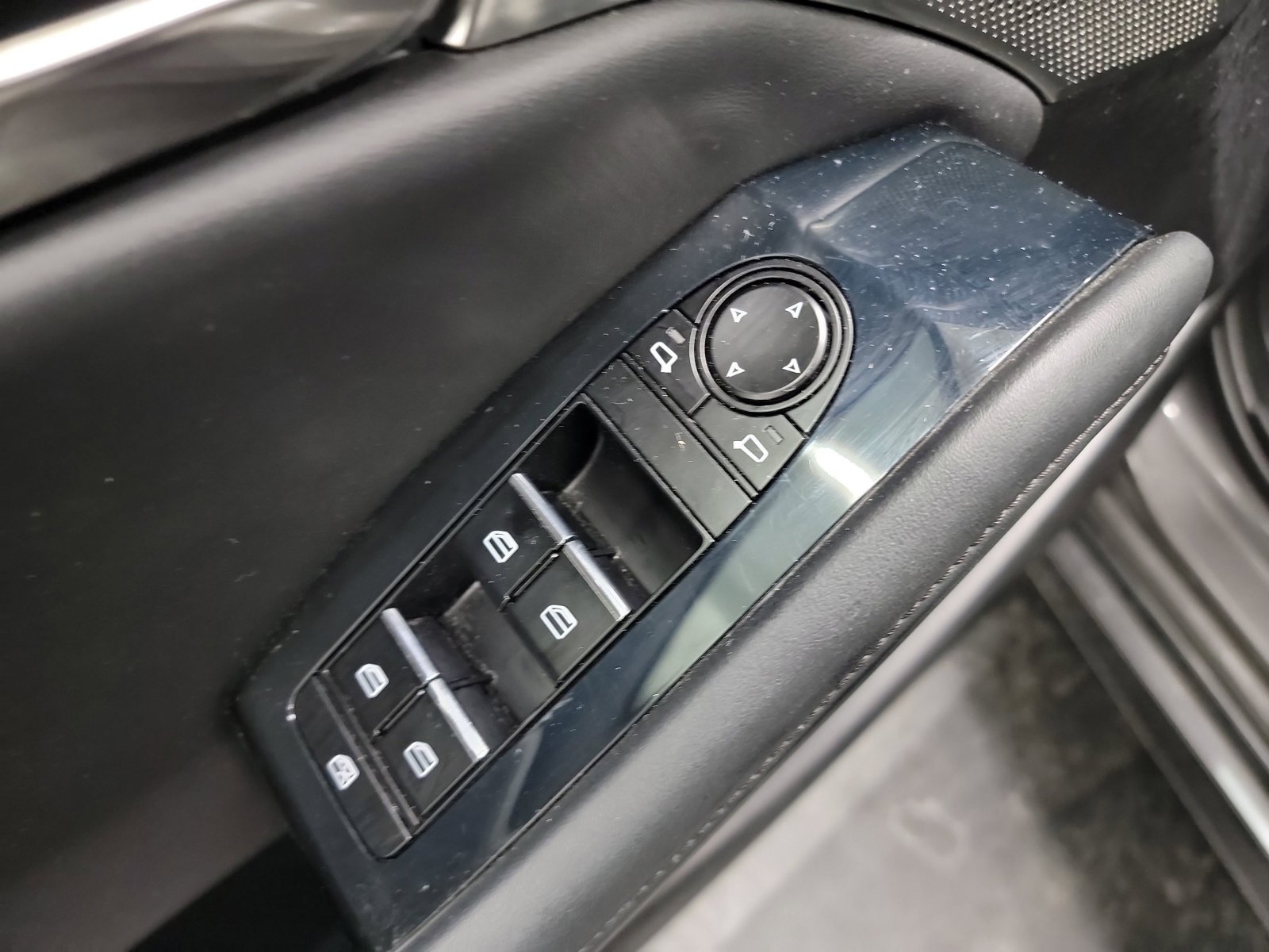 Used 2019 MAZDA MAZDA3 Sedan w/ Preferred Package image 14