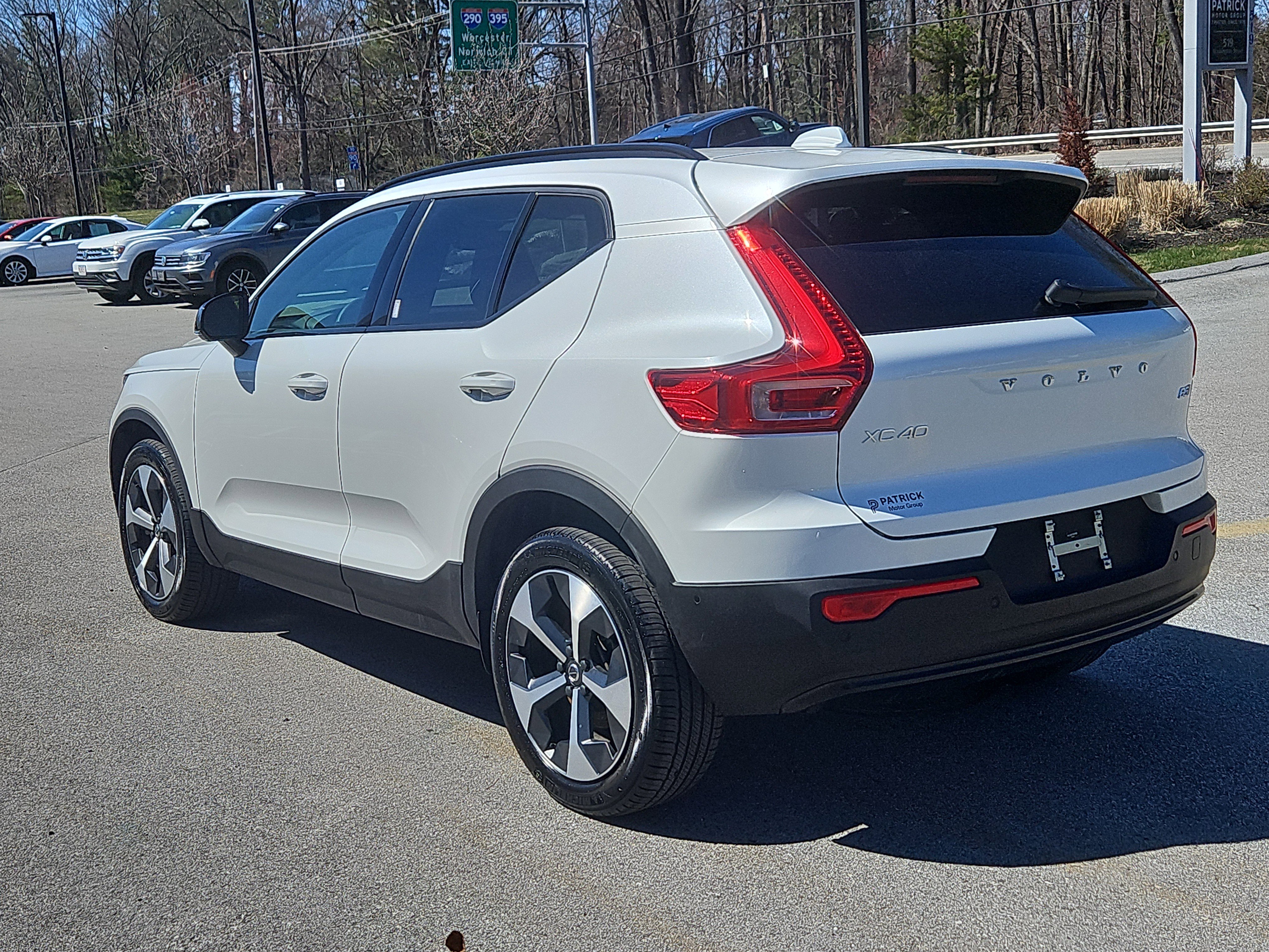 Used 2026 Volvo XC40 B5 Plus w/ Protection Package Premier image 25
