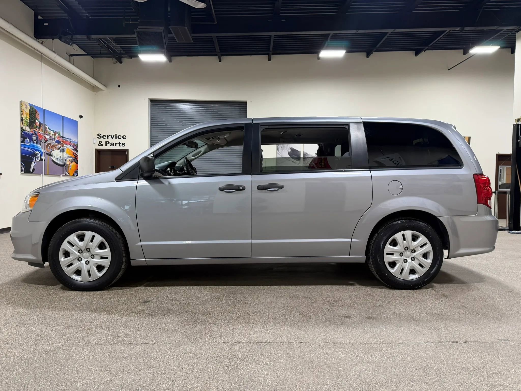 Used 2019 Dodge Grand Caravan SE image 13