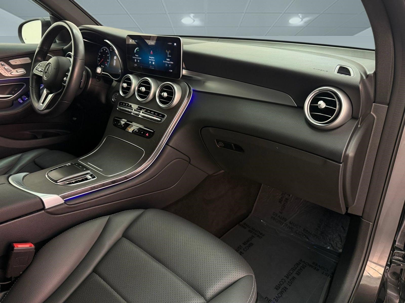 Certified 2022 Mercedes-Benz GLC 300 image 26