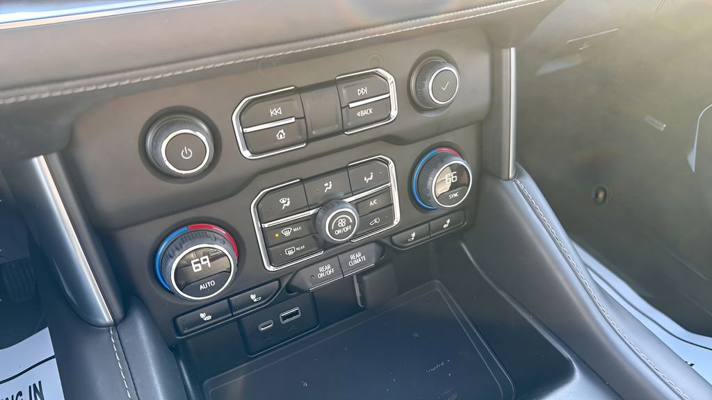 Used 2022 Chevrolet Tahoe LT image 36