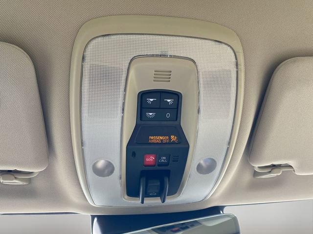 Used 2018 Volvo S60 T5 Inscription image 26