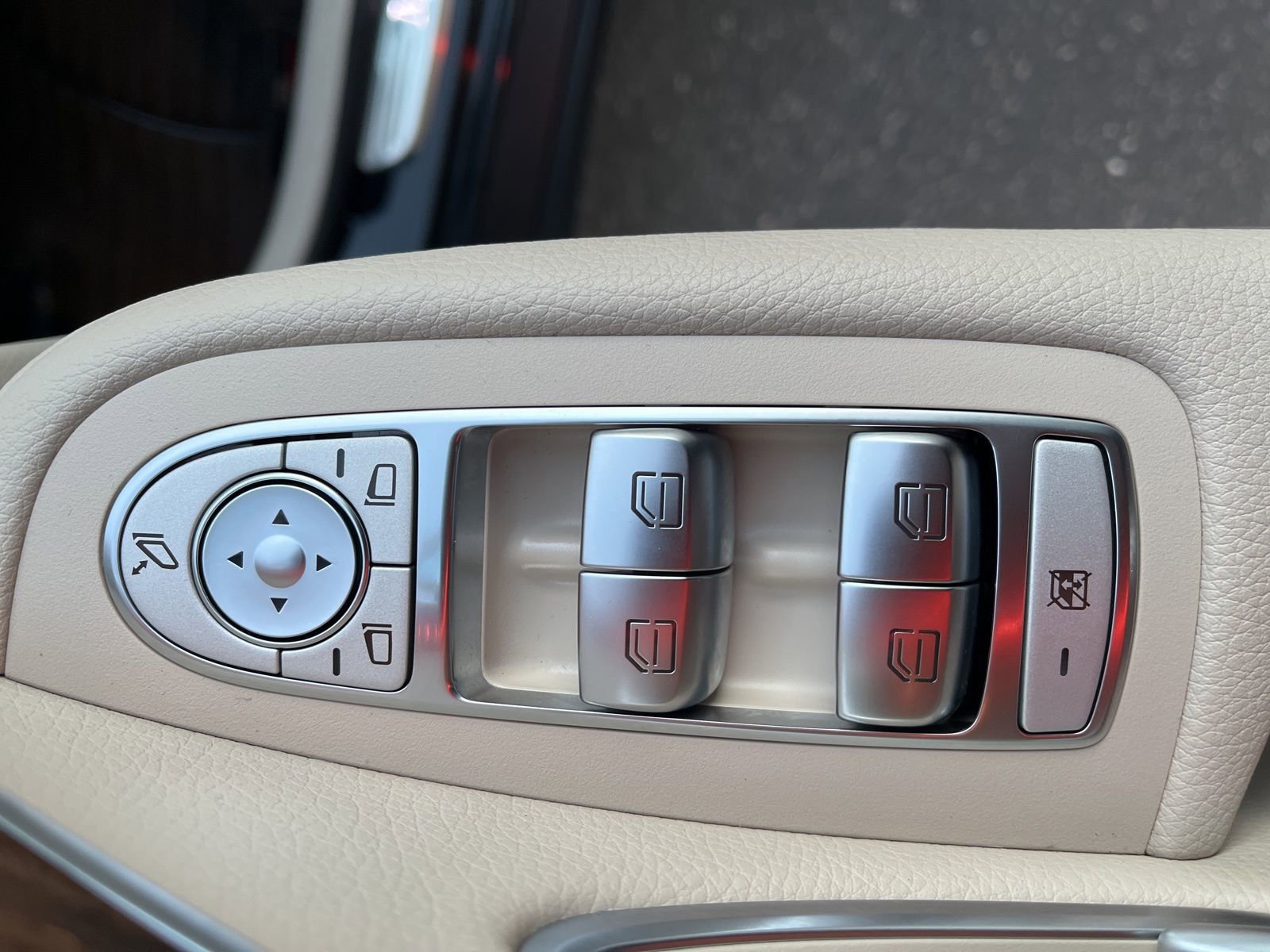 Used 2022 Mercedes-Benz GLC 300 4MATIC image 45