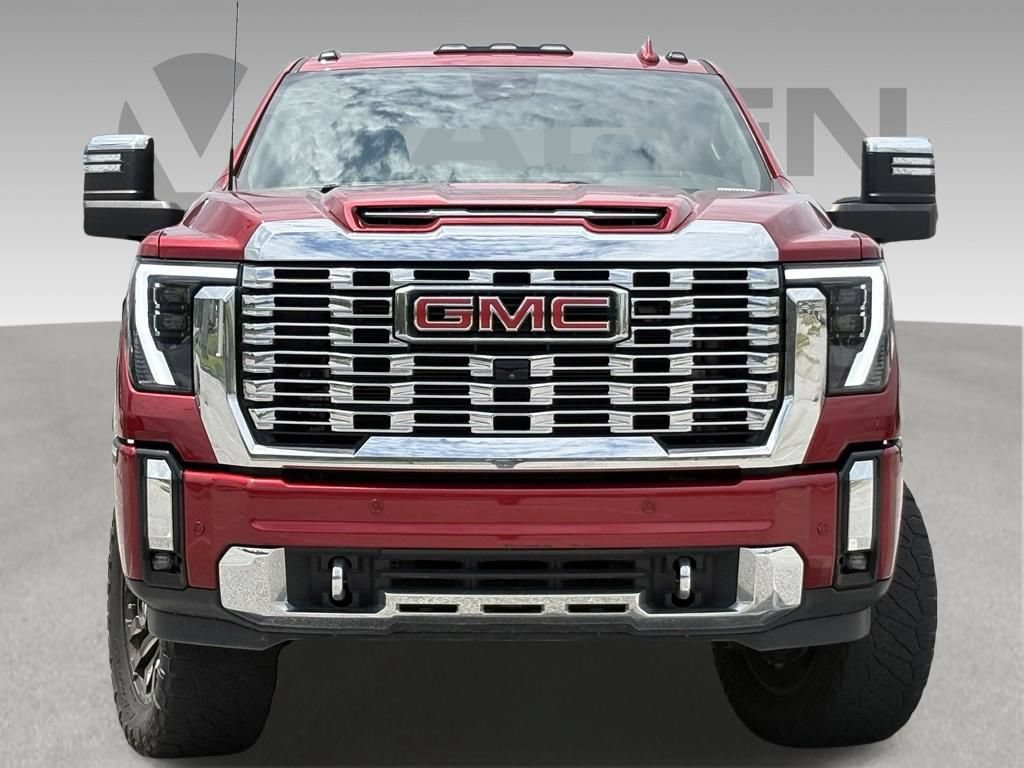 Used 2024 GMC Sierra 2500 Denali w/ Denali Reserve Package AWD/4WD image 2