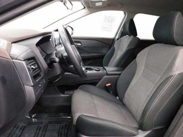 Certified 2023 Nissan Rogue SV image 22
