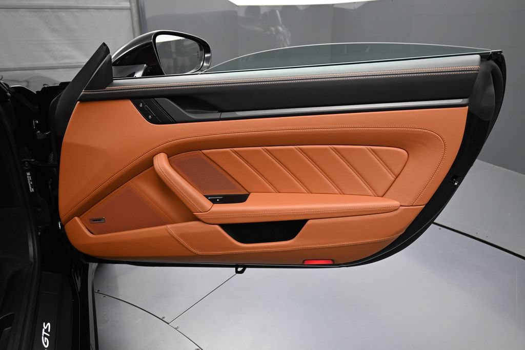 Certified 2026 Porsche 911 Carrera GTS RWD image 26