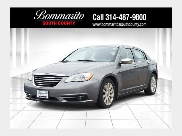 Used 2013 Chrysler 200 Limited FWD image 1
