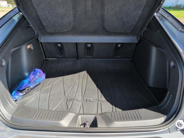 New 2026 Buick Envista Avenir image 5