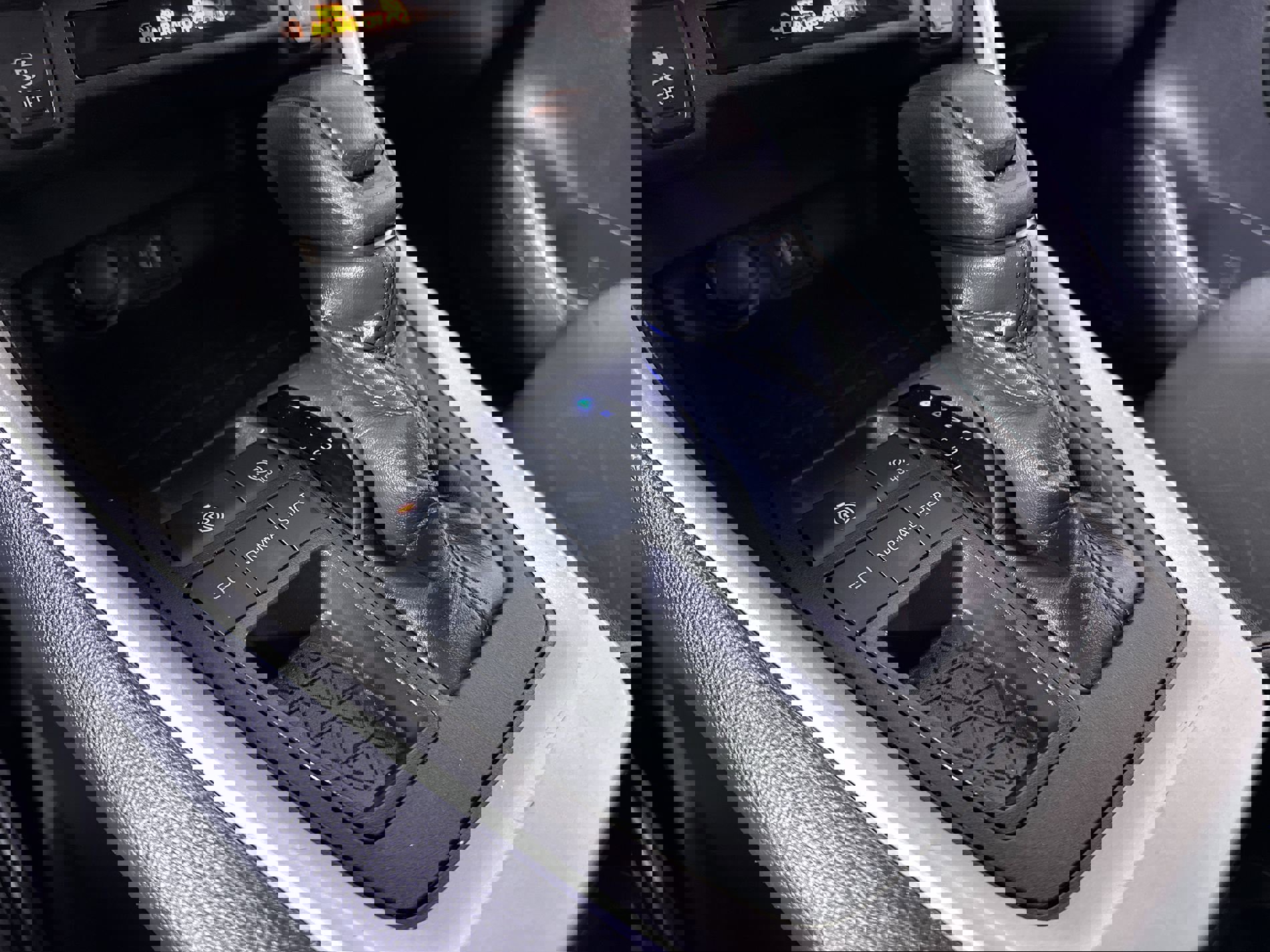 Used 2024 Toyota RAV4 XLE image 52