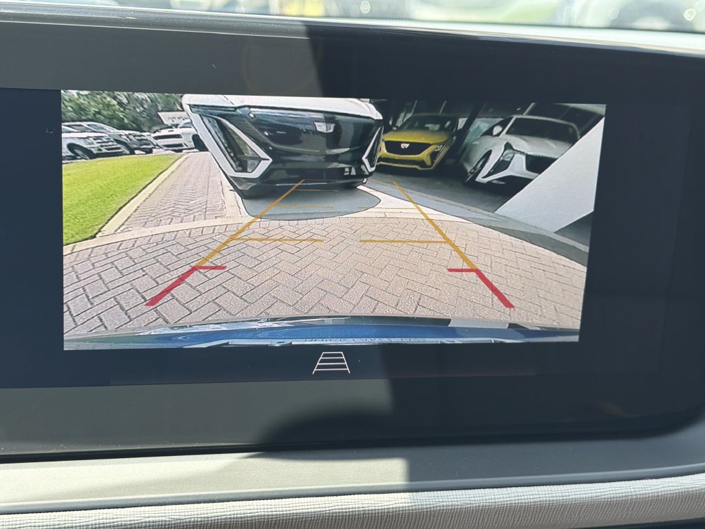 New 2026 Buick Envista Sport Touring FWD image 26