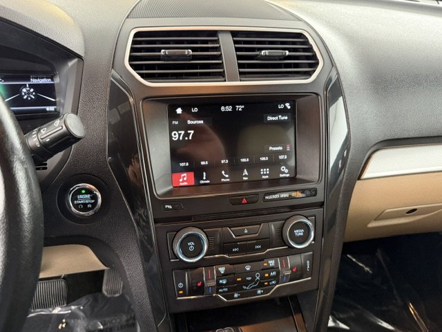 Used 2017 Ford Explorer XLT w/ Equipment Group 202A FWD image 10