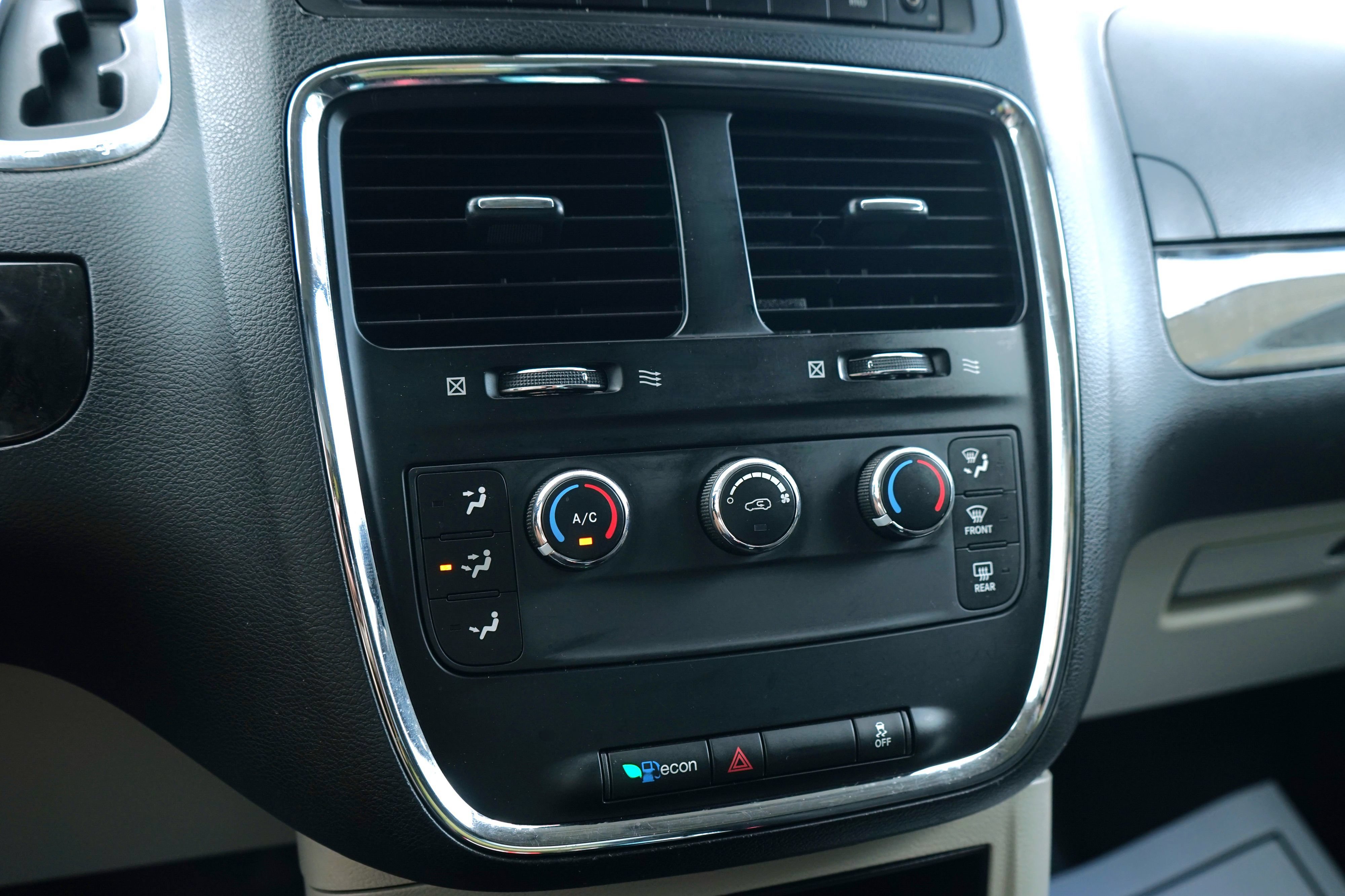 Used 2013 RAM C/V Tradesman FWD image 12