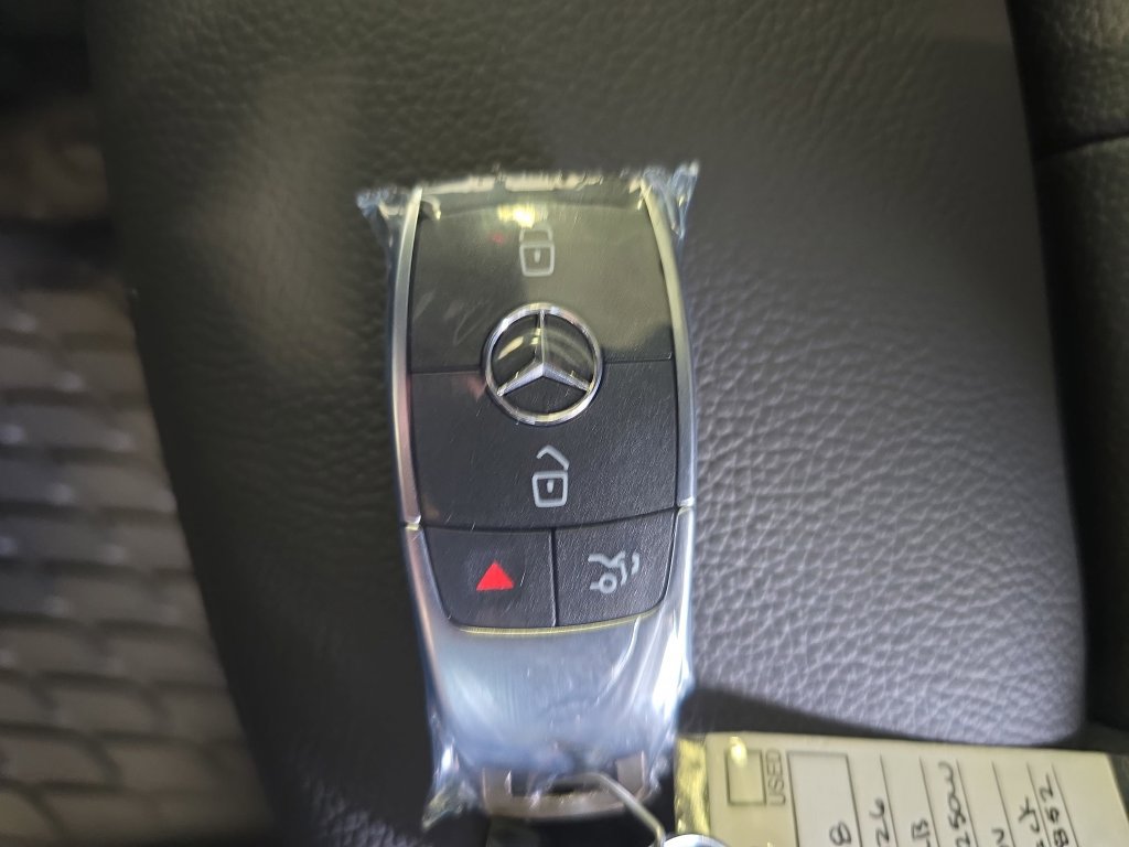 New 2026 Mercedes-Benz GLB 250 image 37