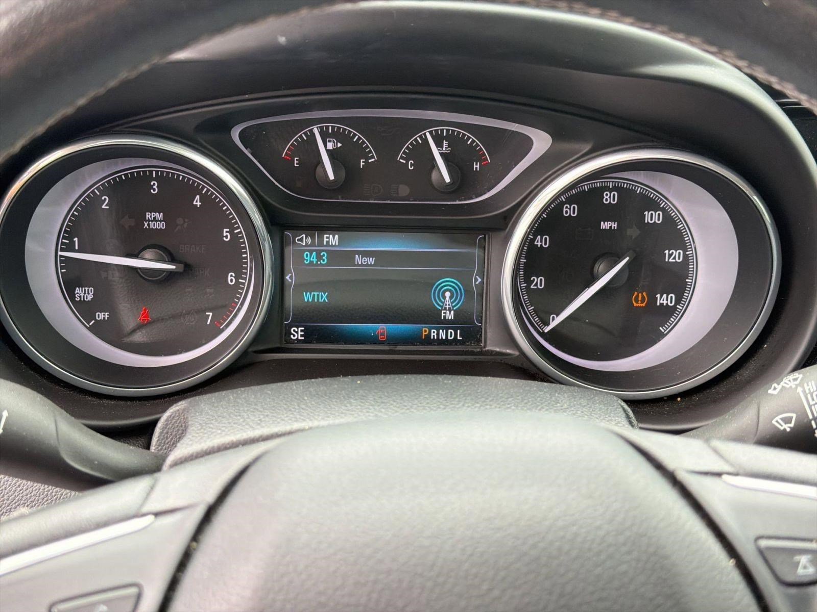 Used 2020 Buick Envision Essence image 19