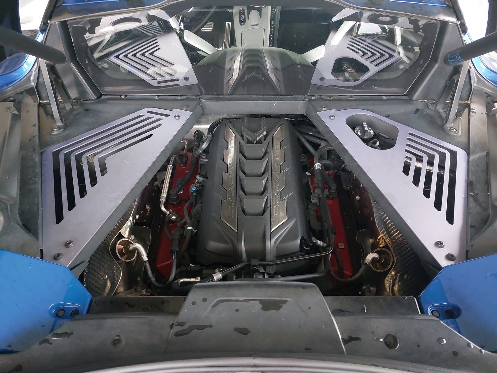 Used 2022 Chevrolet Corvette Stingray Preferred Cpe w/ Z51 Performance Package RWD image 28