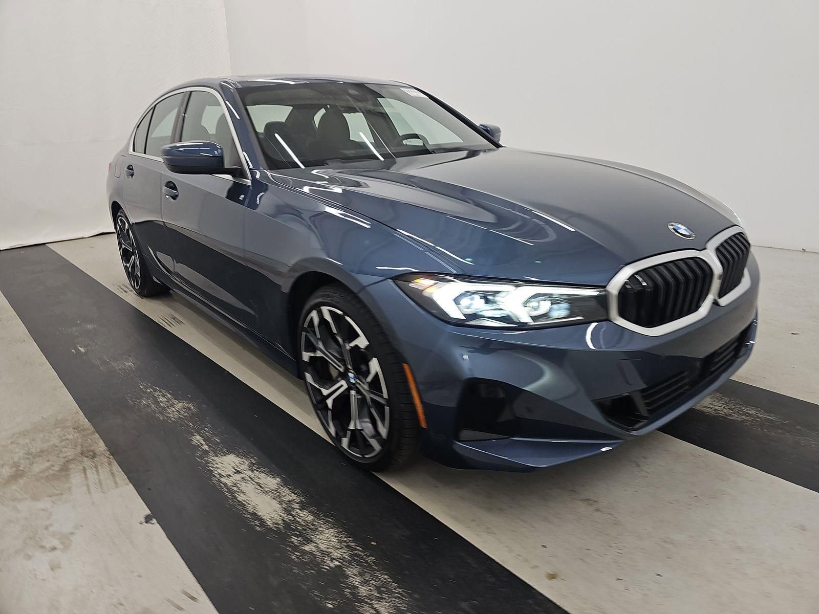 Used 2025 BMW 330i Sedan image 3