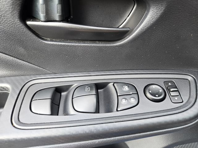 Used 2023 Nissan Versa S w/ S Plus Package FWD image 38