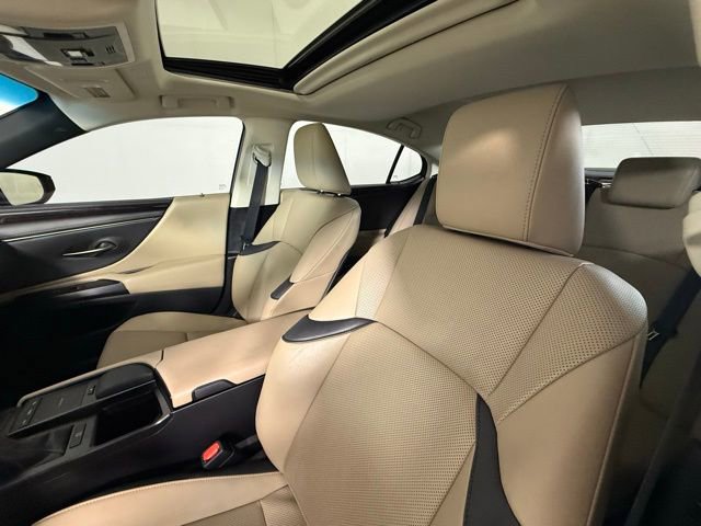 Certified 2021 Lexus ES 350 w/ Premium Package FWD image 8