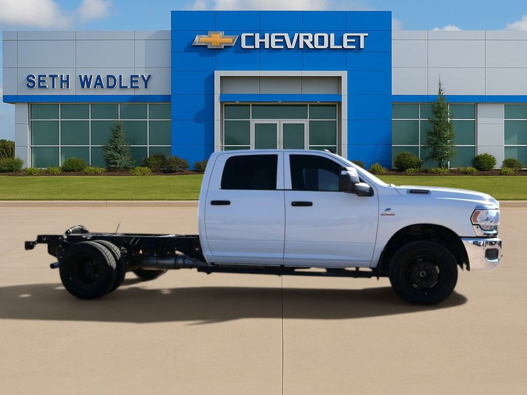 Used 2023 RAM 3500 Tradesman w/ Chrome Appearance Group image 2