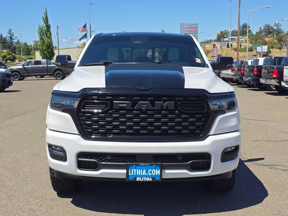 Used 2025 RAM 1500 Big Horn AWD/4WD image 7