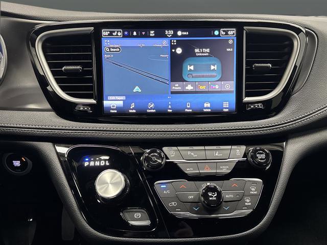 New 2026 Chrysler Pacifica Select image 8