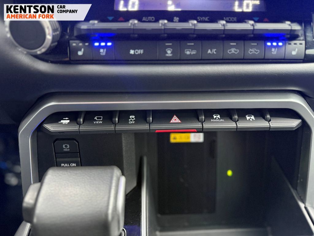 Used 2023 Toyota Tundra Platinum w/ Advanced Package AWD/4WD image 28