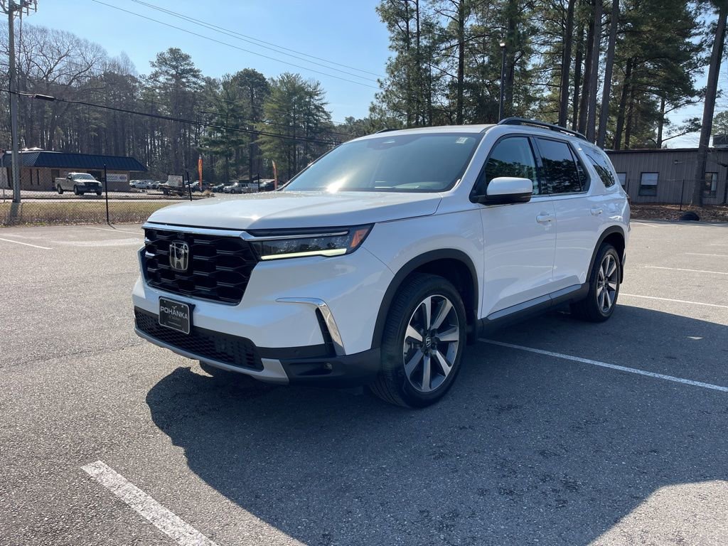 Certified 2024 Honda Pilot Elite image 2