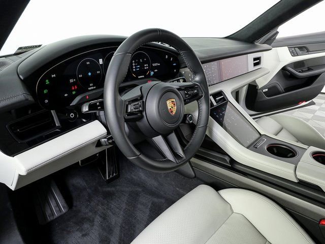 Certified 2023 Porsche Taycan GTS image 4