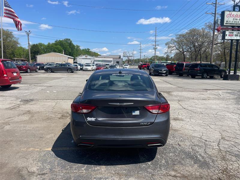Used 2015 Chrysler 200 S FWD image 6