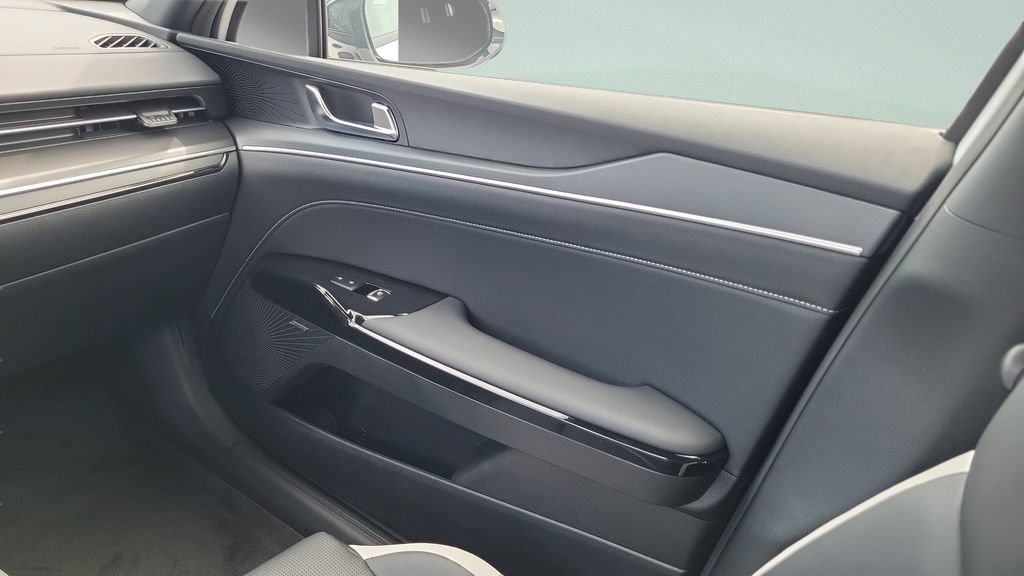 New 2026 Kia K5 GT-Line w/ GT-Line Premium Package FWD image 13