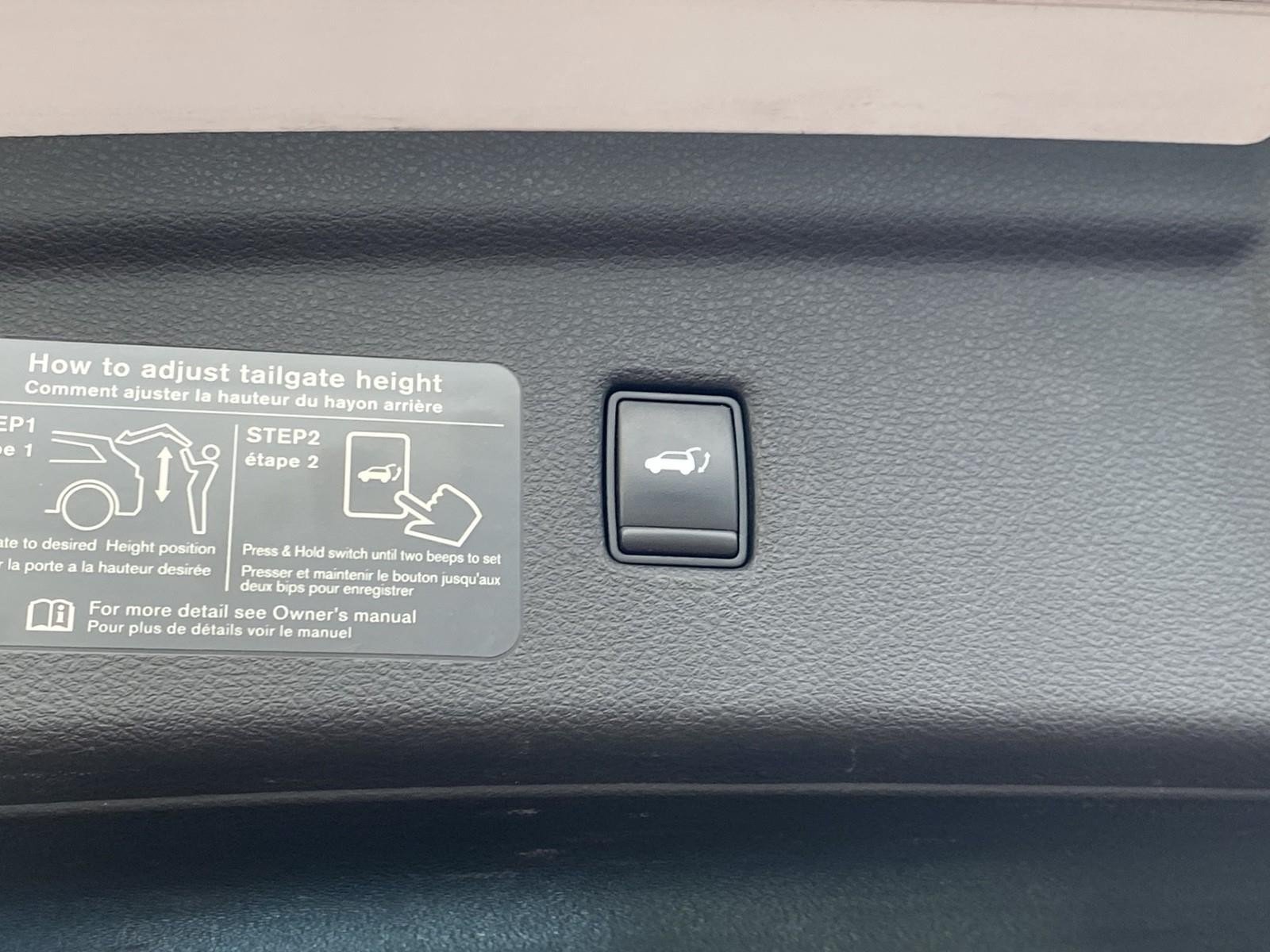 Used 2019 INFINITI QX50 Luxe AWD/4WD image 16