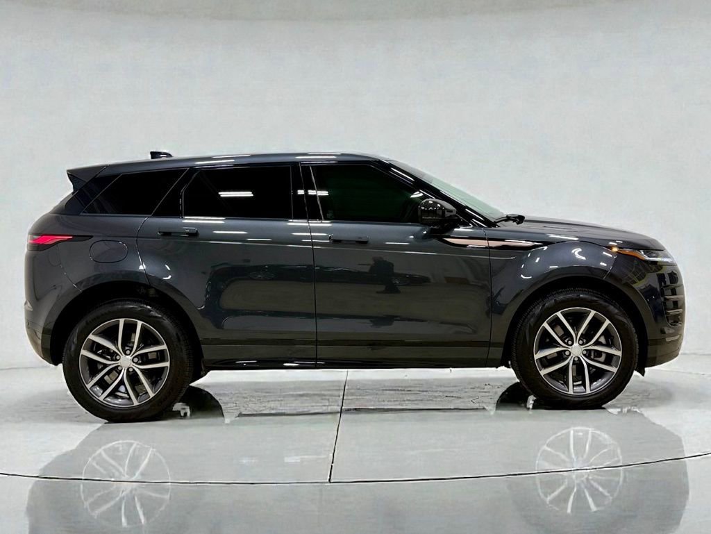 Used 2024 Land Rover Range Rover Evoque Dynamic SE AWD/4WD image 10