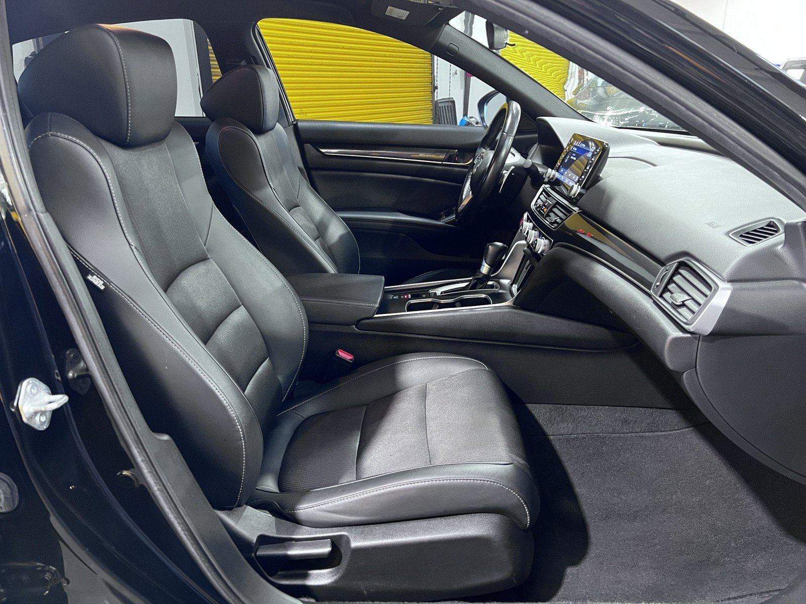 Used 2021 Honda Accord Sport image 16