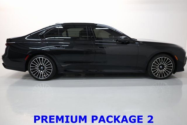 Used 2024 BMW 760i xDrive w/ Executive Package image 10