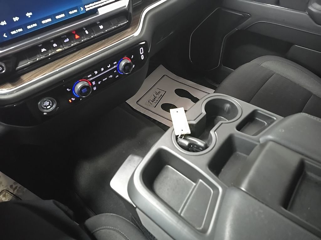 Used 2024 Chevrolet Silverado 1500 LT image 26