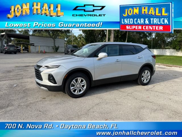Used 2022 Chevrolet Blazer LT FWD image 2