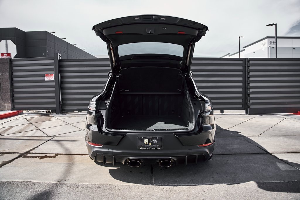 Used 2023 Porsche Cayenne Turbo GT image 21