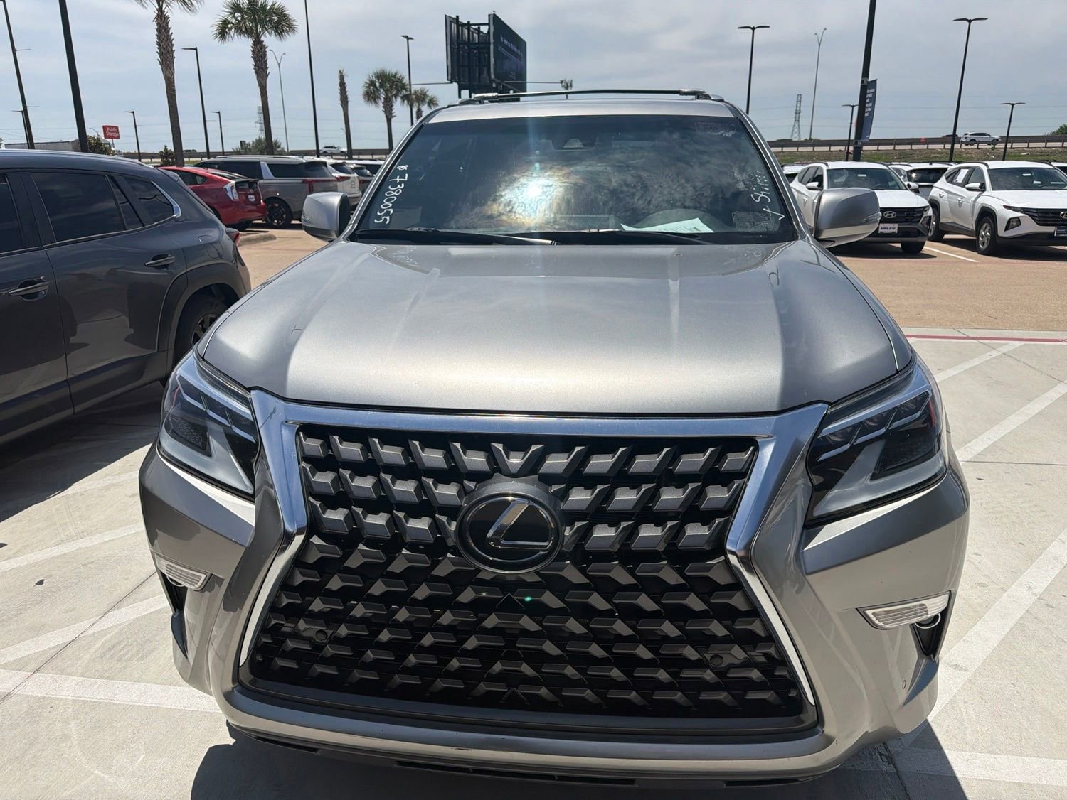 Used 2023 Lexus GX 460 Premium w/ Premium Package AWD/4WD image 2