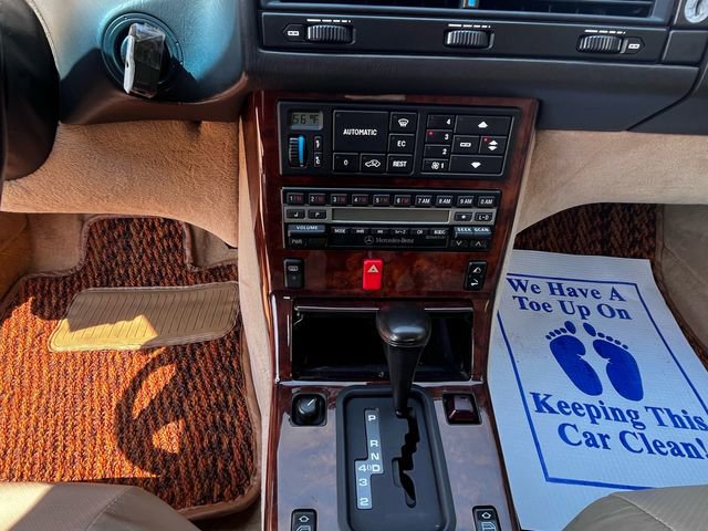 Used 1992 Mercedes-Benz 300 SL image 31