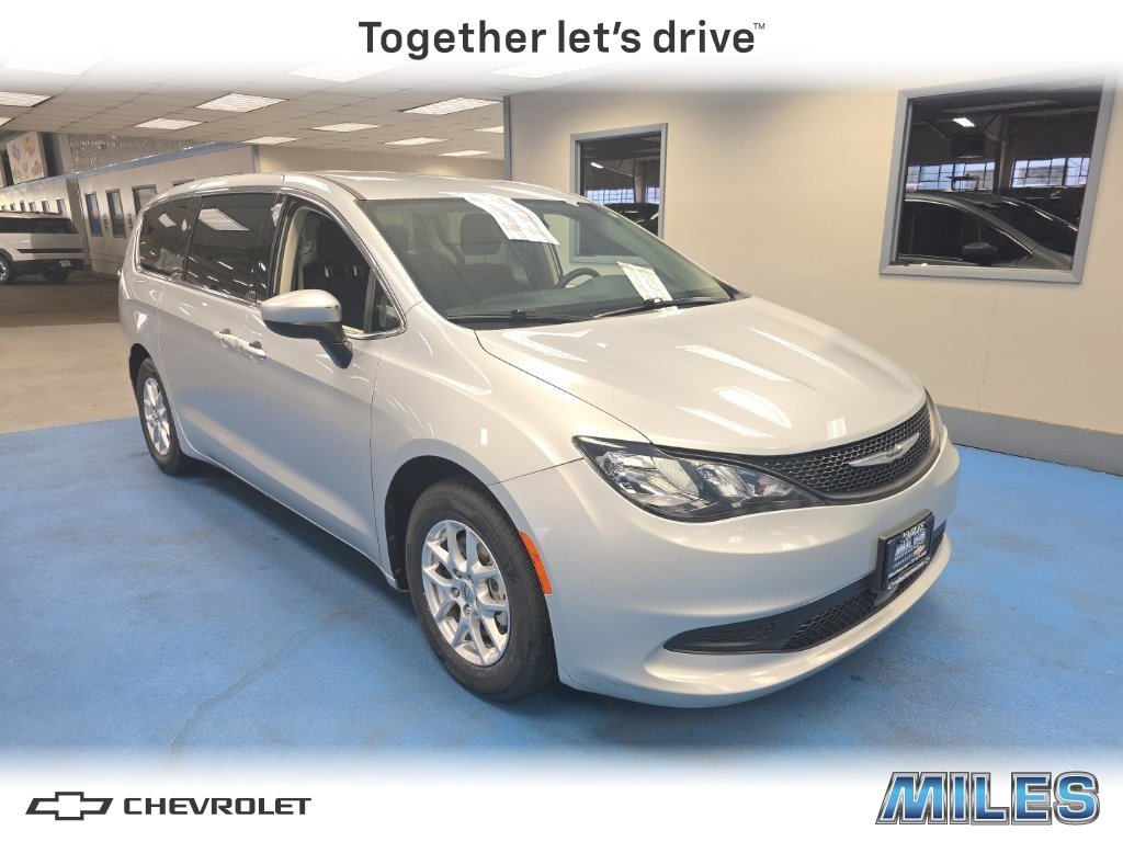 Used 2023 Chrysler Voyager LX