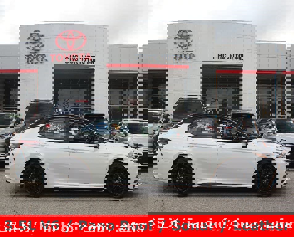 Used 2021 Toyota Camry XSE w/ Navigation Package image 1