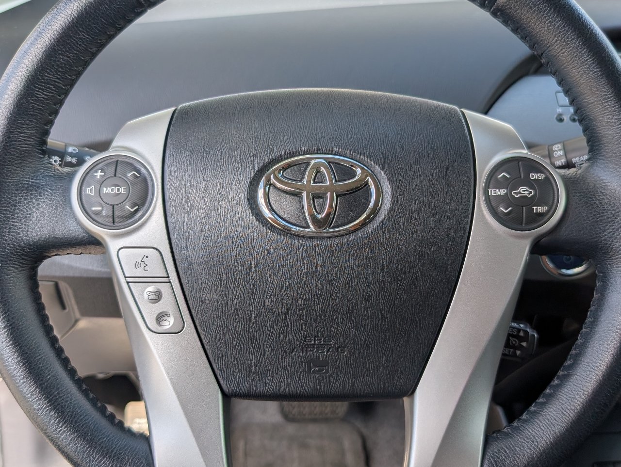 Used 2015 Toyota Prius Four FWD image 18