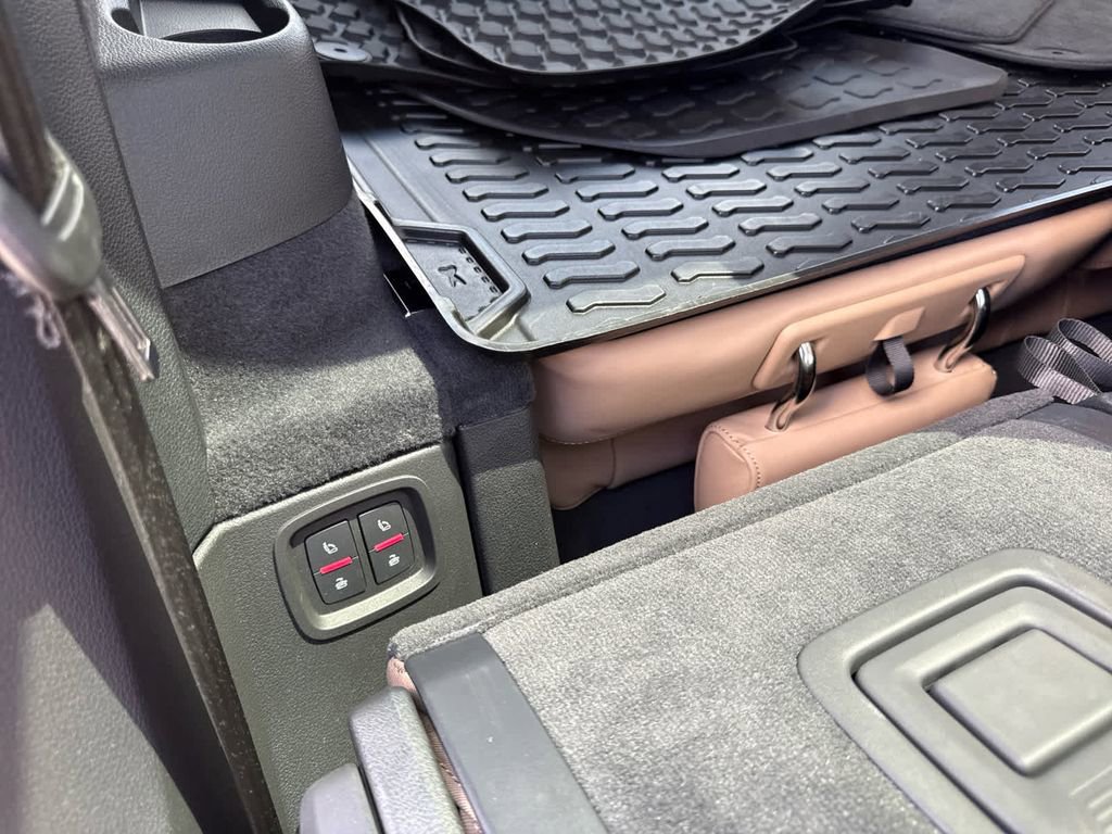 Used 2025 Audi Q7 3.0T Prestige image 20