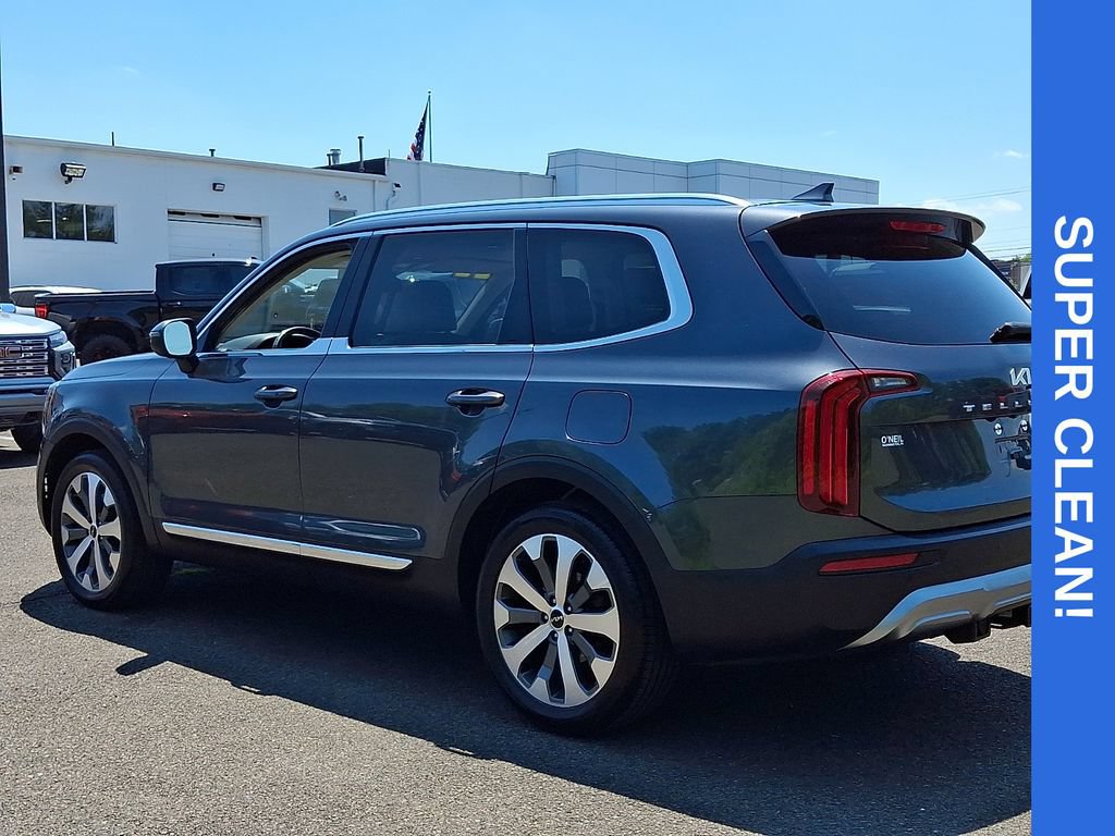 Used 2022 Kia Telluride EX w/ EX Premium Package FWD image 4