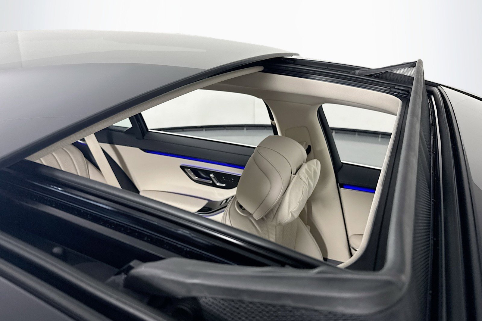 New 2026 Mercedes-Benz S 500 4MATIC image 21